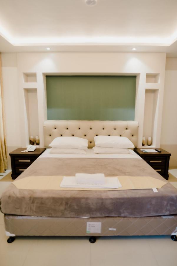 The Horizon Suites And Arcade General Santos City Ngoại thất bức ảnh