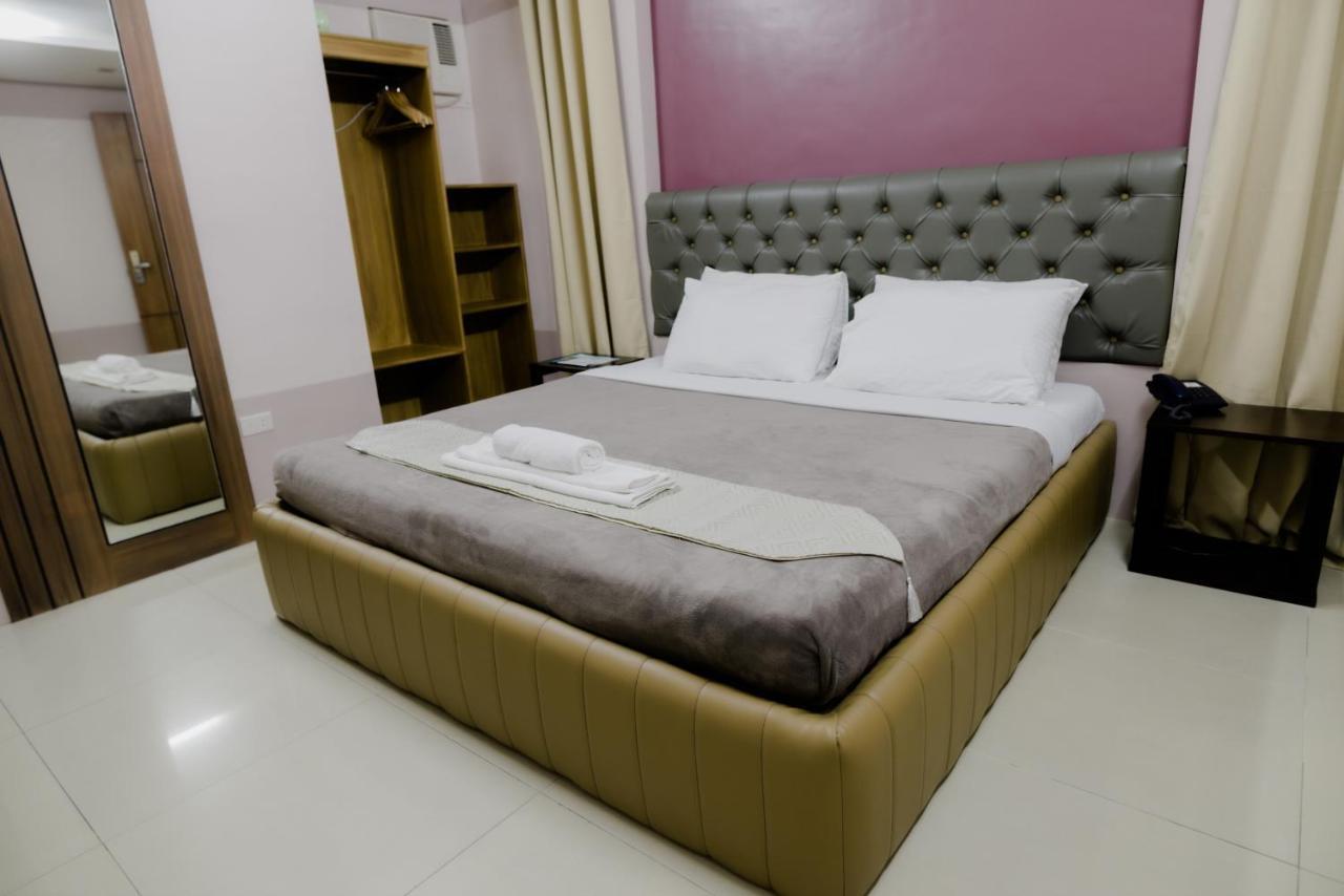 The Horizon Suites And Arcade General Santos City Ngoại thất bức ảnh